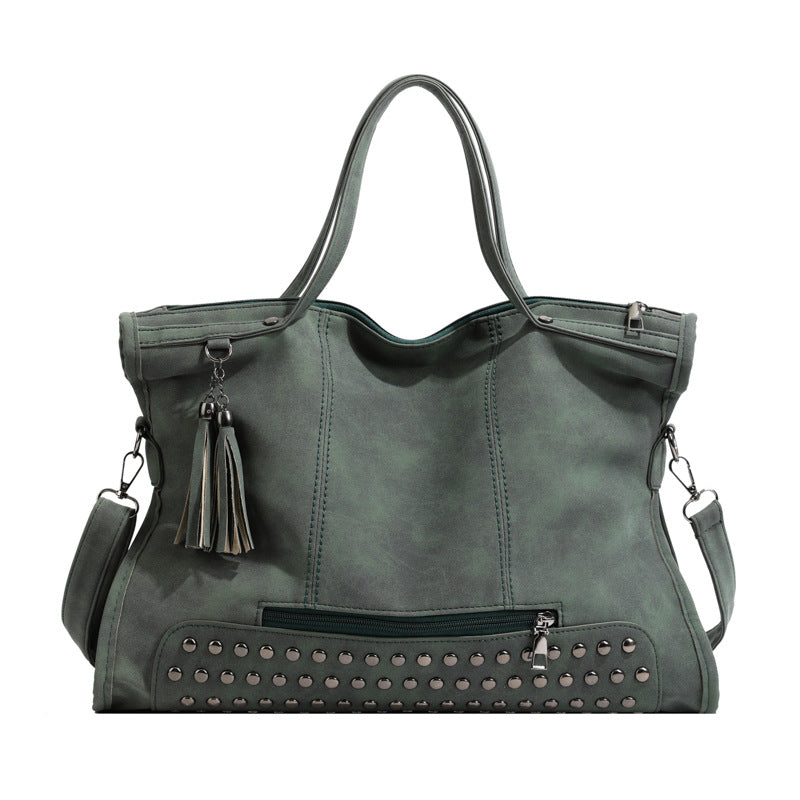 Women's Retro Large Capacity Fashion Commuter Portable Women's Shoulder Bag