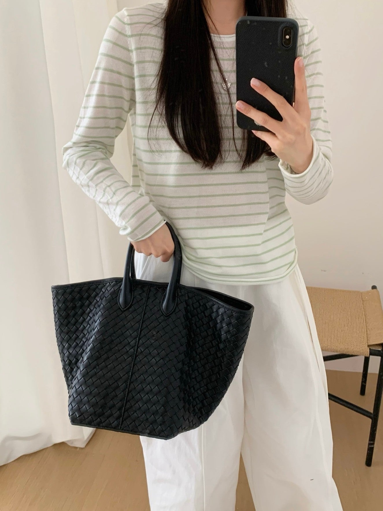 Women's Sheepskin Woven Large Capacity Soft Leather Bucket Bag