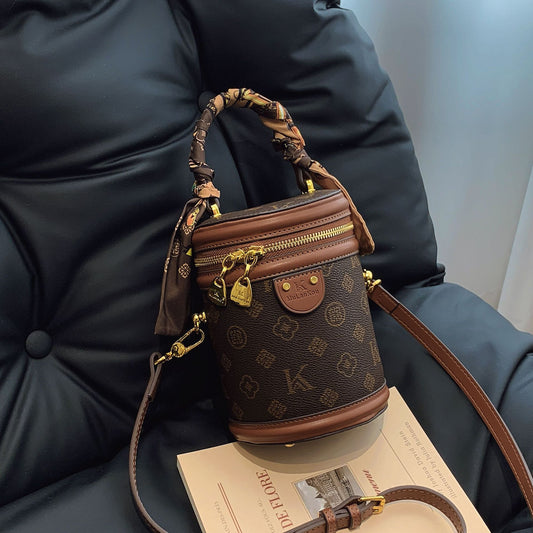 Women's High-grade Printing Rich Fashion Fashionable Retro Portable Bucket Bag
