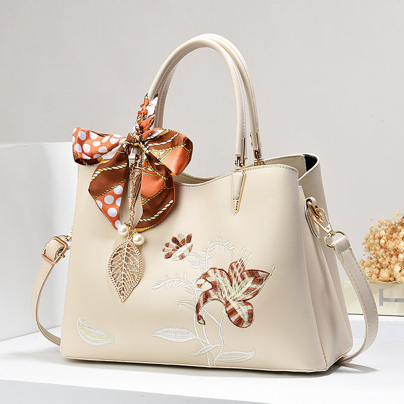Women's Fashion Large Capacity Embroidered Mother Women's Shoulder Bag