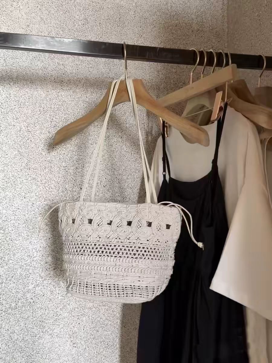 Women's Niche High Sense Wax Rope Hand-woven Underarm Hollow Women's Shoulder Bag