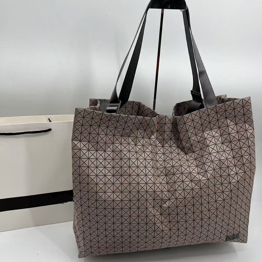 Women's & Men's Large Capacity Commuter Computer Mummy Silicone Portable Tote Bag