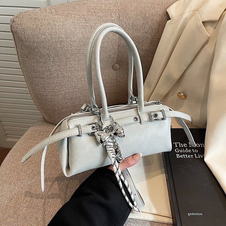 Women's Portable Sausage Fashionable Retro Baguette High-grade Large Women's Shoulder Bag