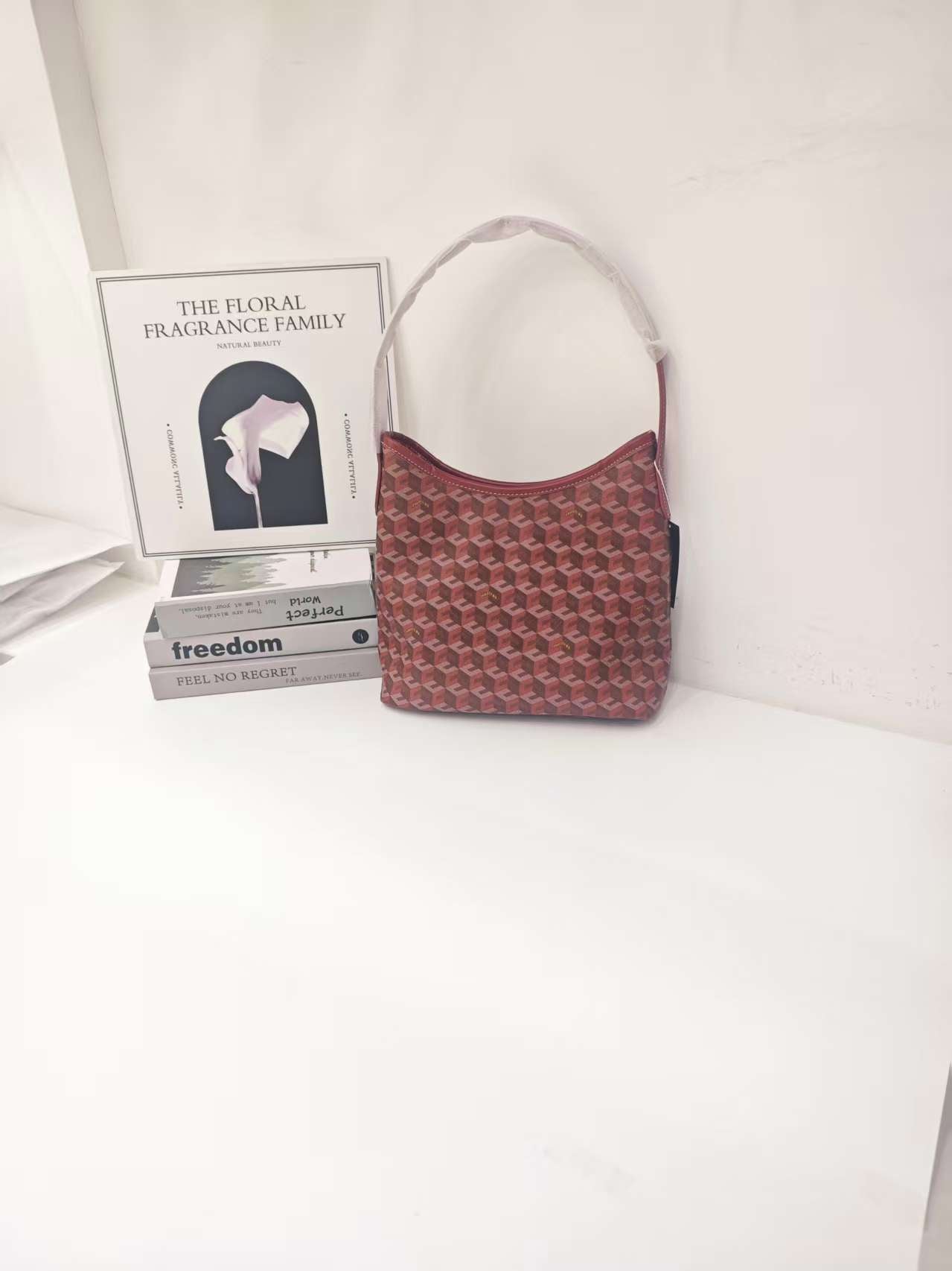 Stylish Women's Medium Printed Fashion Portable Underarm Bag