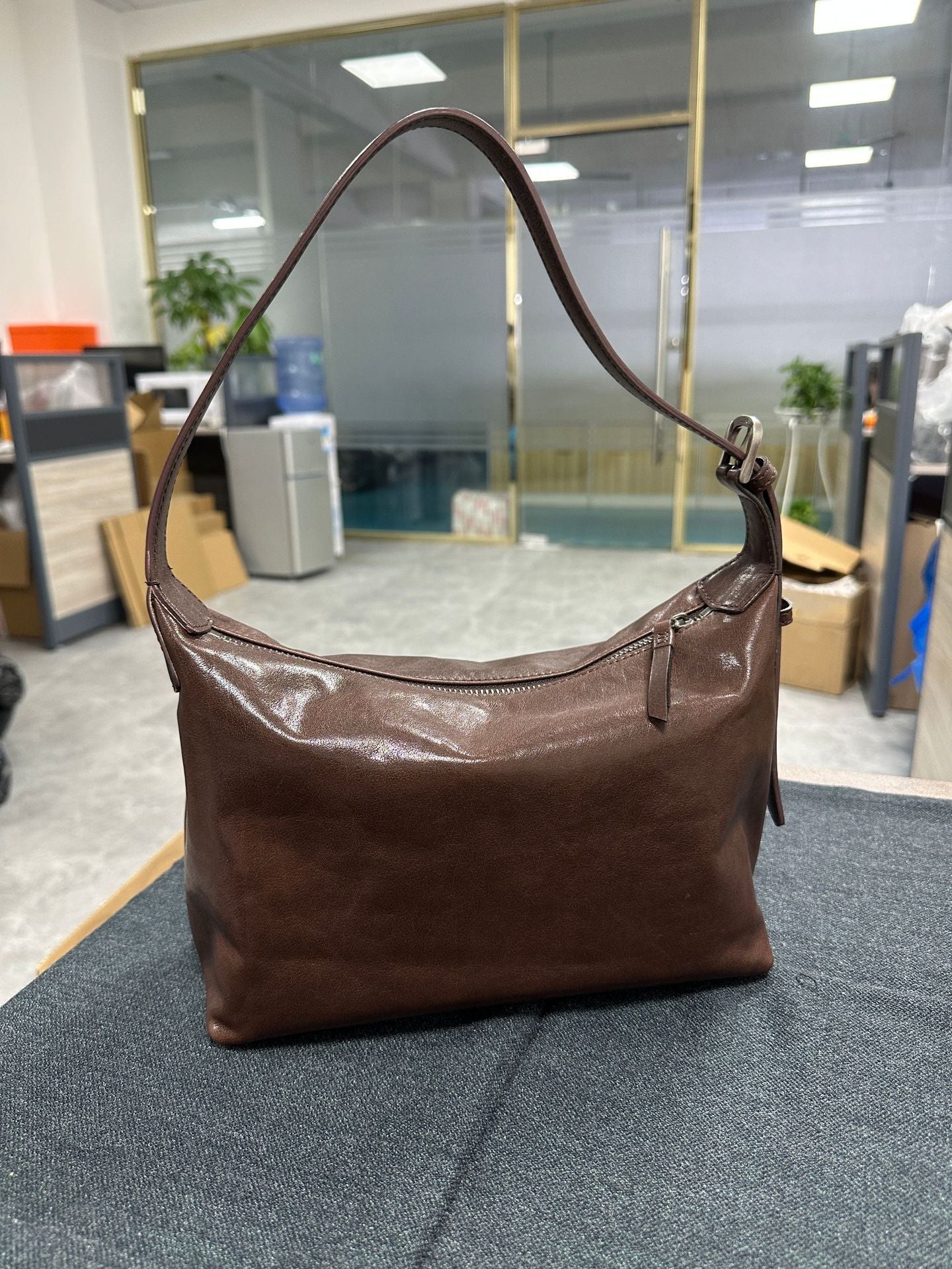 Tanning Leather Closed Hand-made Classic Dumpling Commute Bags