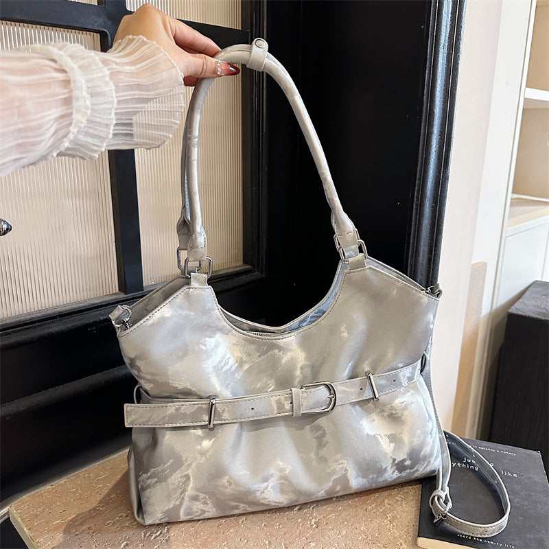 Women's Korean Style Niche Locomotive Trendy Commute Tote Bags