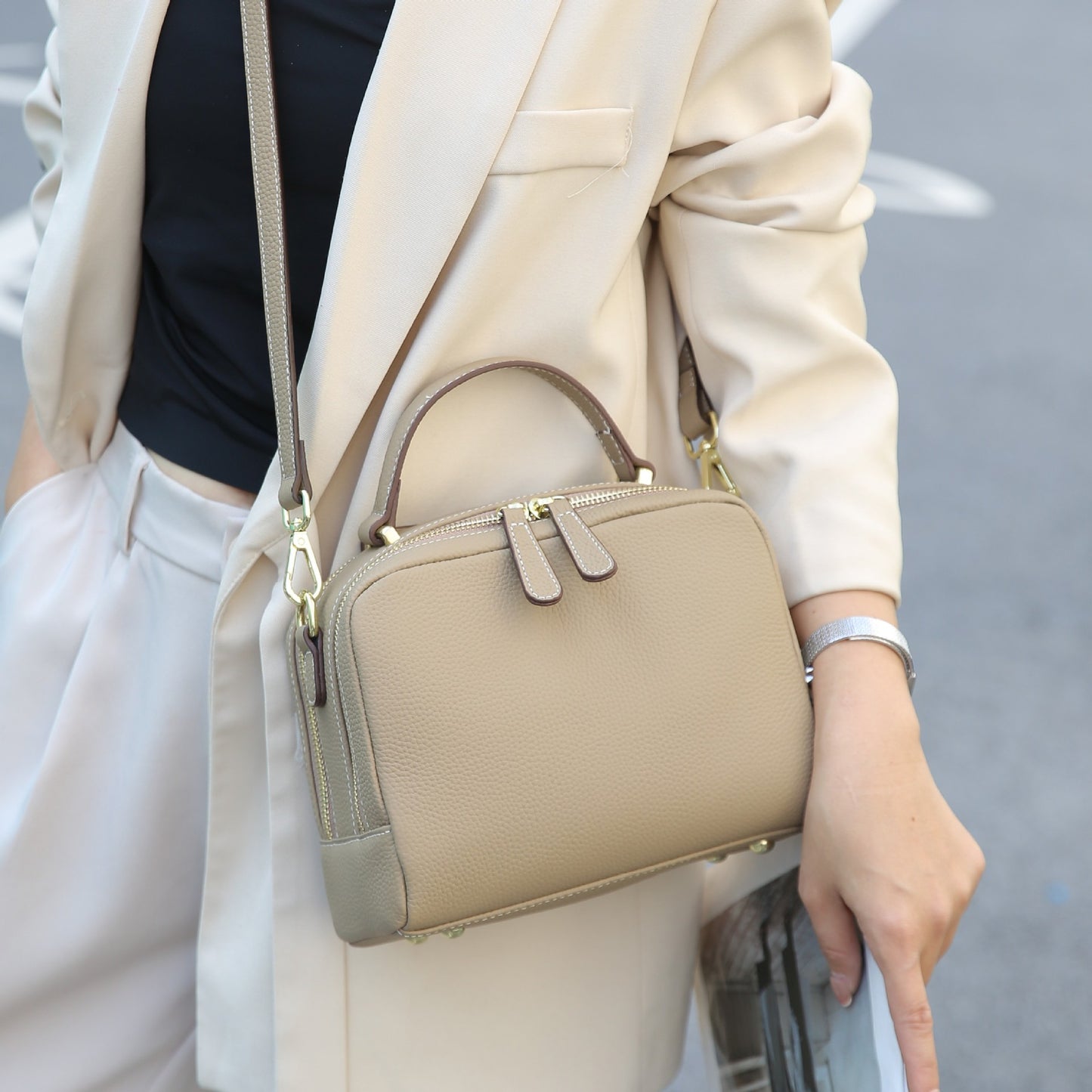 Women's First Layer Cowhide Genuine Leather High-grade Bags
