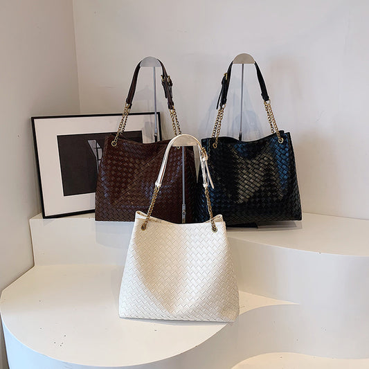Women's Retro Affordable Luxury Hand-woven High-grade Large Capacity Commuter Tote Bags