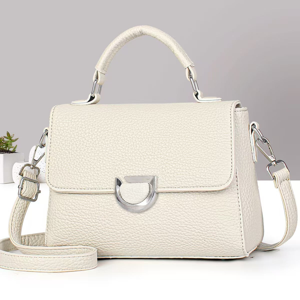 Women's Fashionable Commuter Simple Western Style Women's Shoulder Bag