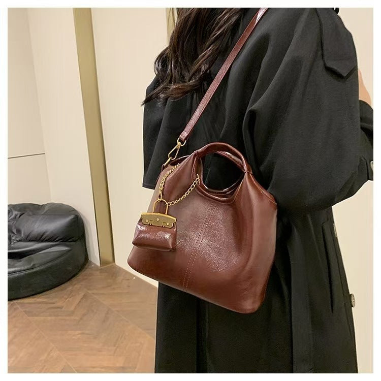 Women's Classic Retro Oil Wax Leather Combination Vegetable Basket Bags