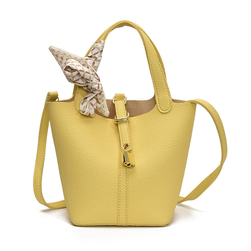 Lychee Pattern Vegetable Basket Trendy Simple Bucket Bag