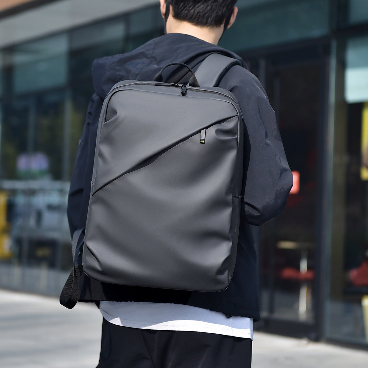 Cool Men's Simple Waterproof Business College Leisure Backpack