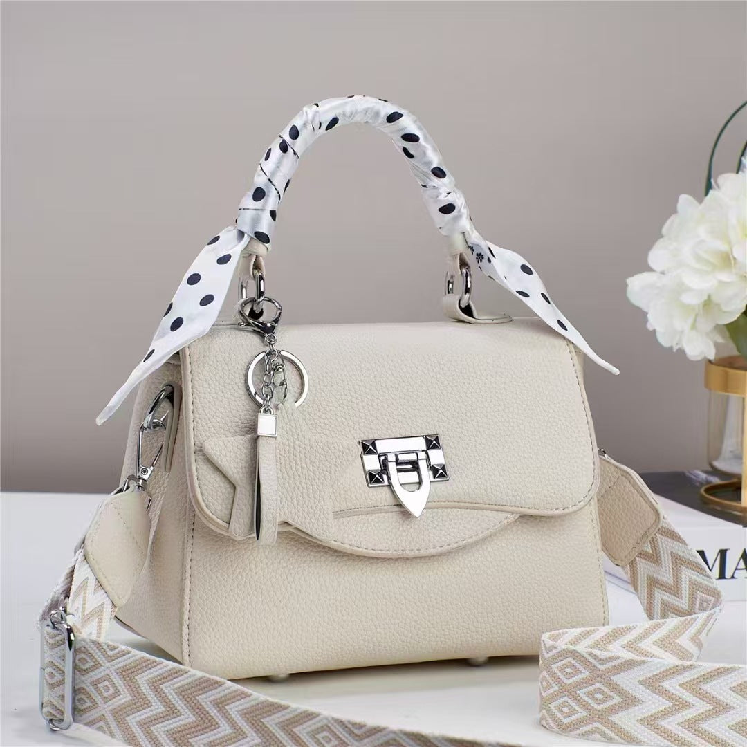 Women's Korean Fashion Large Capacity Elegant Commuter Women's Handbag