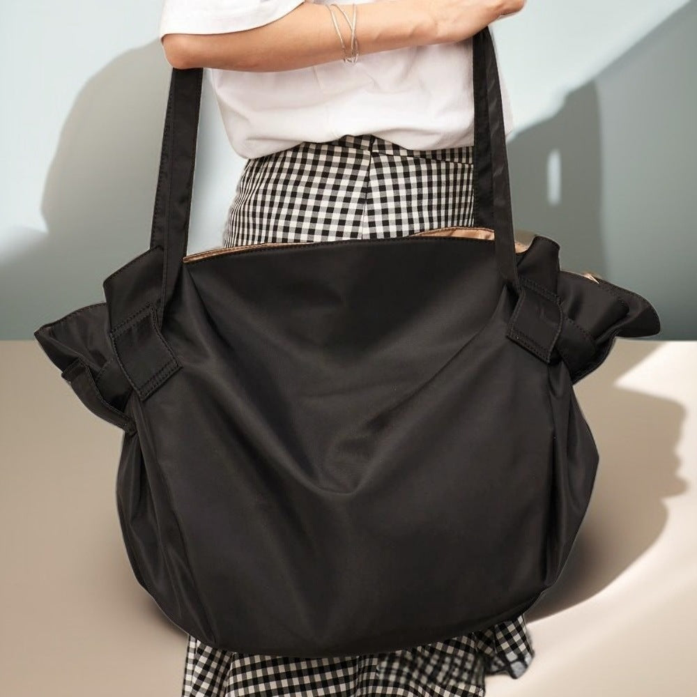 Beautiful Women's Camping Storage Large Capacity Women's Shoulder Bag