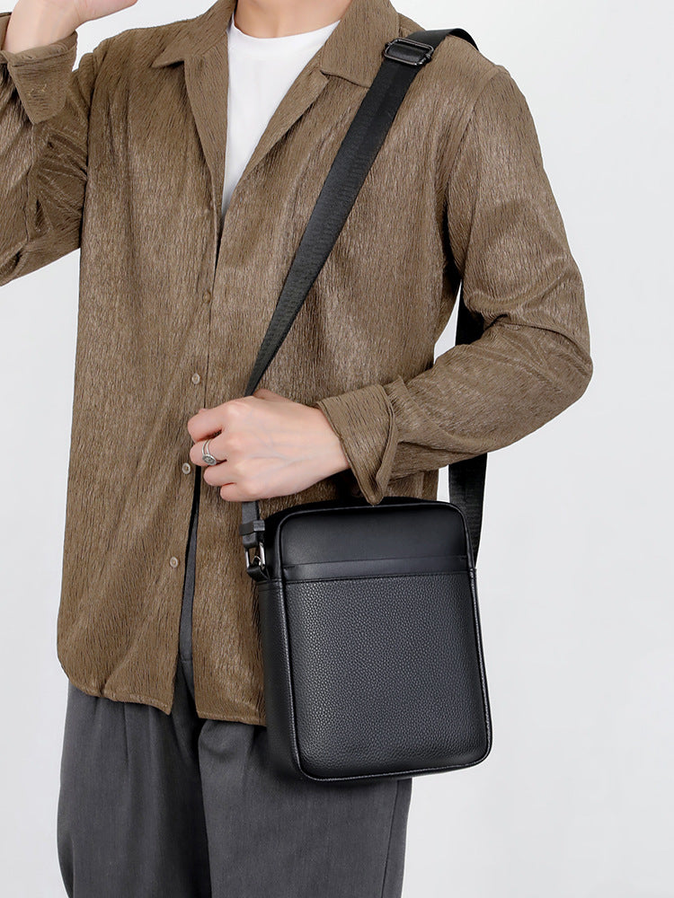 Attractive Men's Everyday Joker Simple Generous Men's Messenger Bag