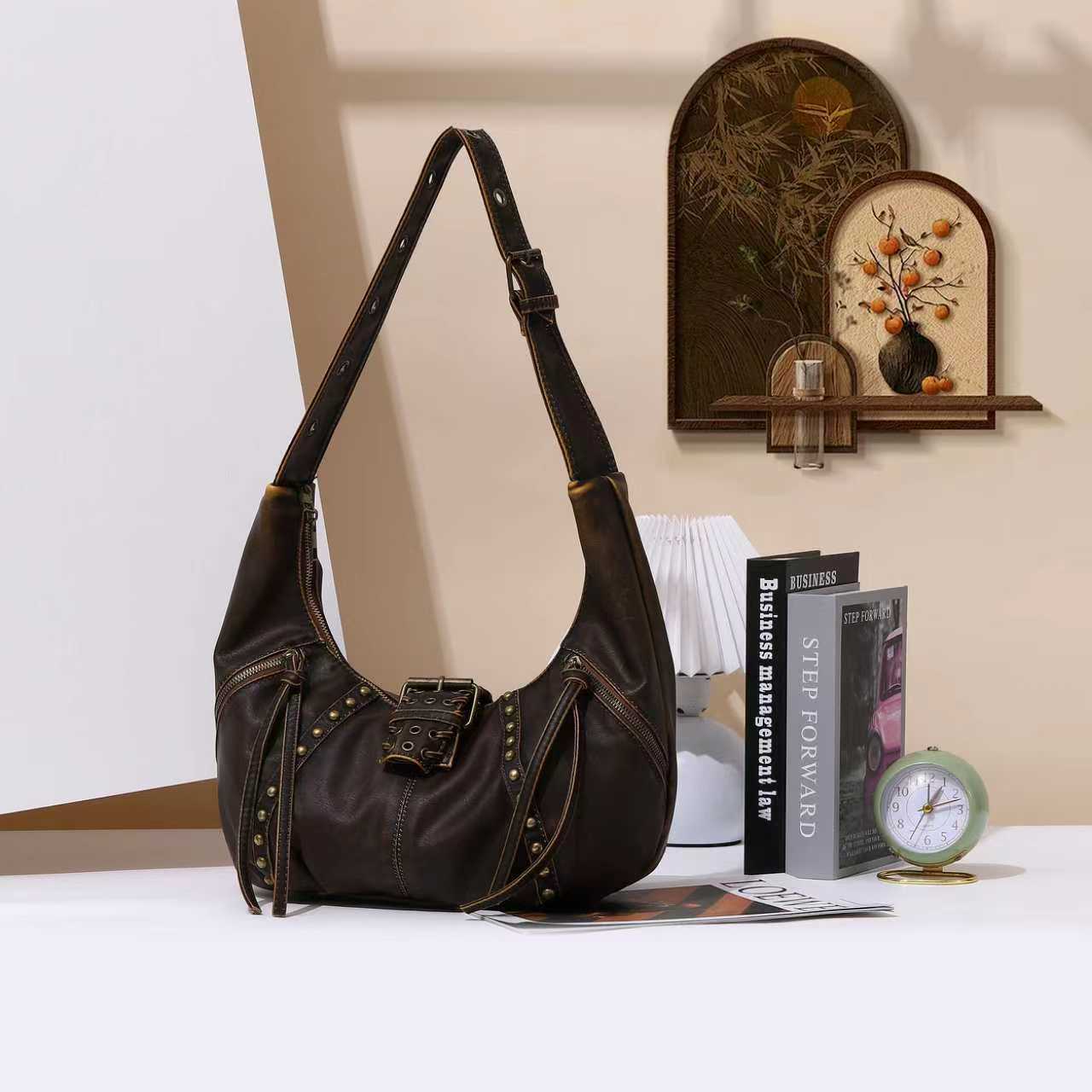 Comfortable Minority Fashion Retro Commuter Dumpling Shoulder Bags