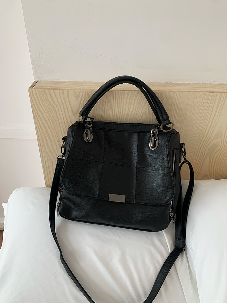 Women's Textured Commuter Retro Large Capacity Simple Women's Shoulder Bag