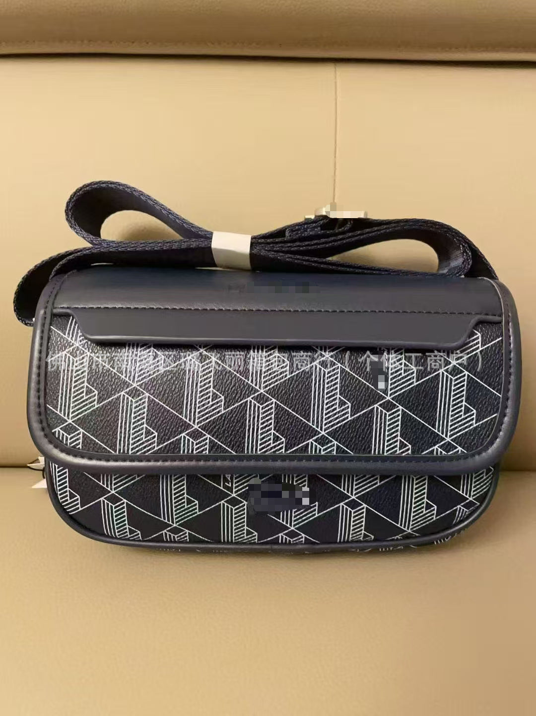 Slouchy Stylish Men's Fashion Vintage Printed Men's Messenger Bag