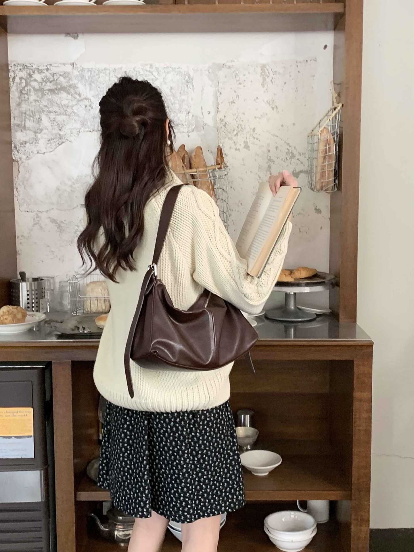 Women's Fashion Solid Color Texture Advanced Women's Handbag