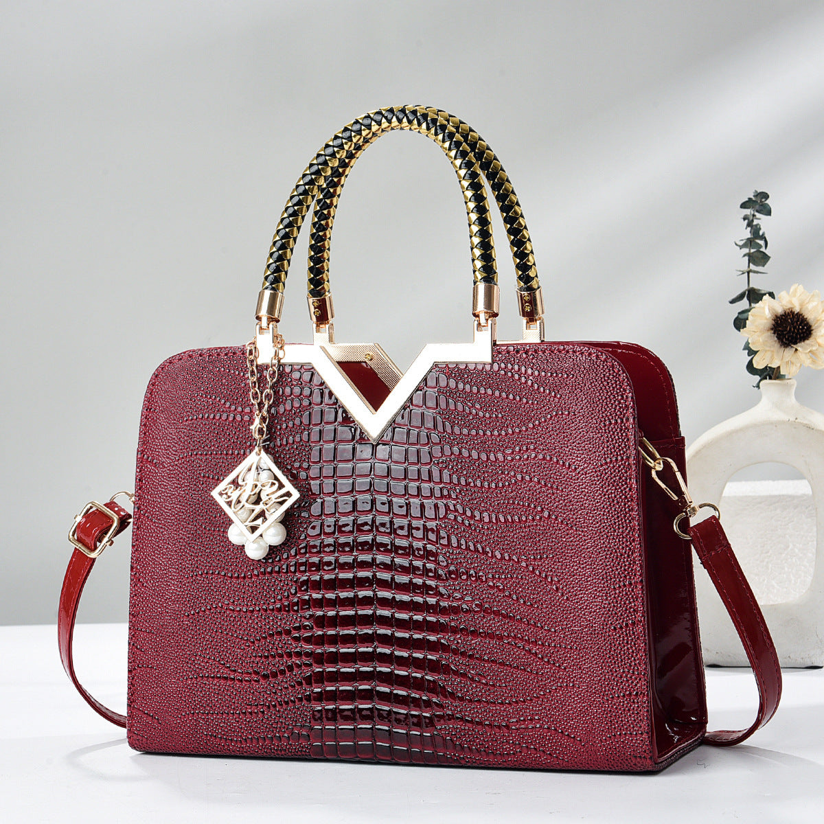 Capacity Fashionable Simple Fashion Summer Elegant Women's Handbag