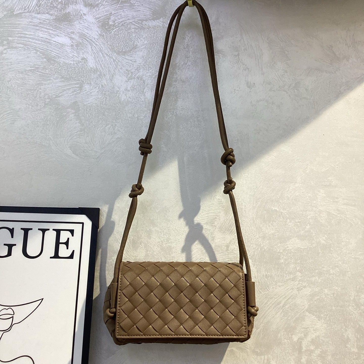 High Quality Knotted Hand-woven Genuine Leather Small Square Bags
