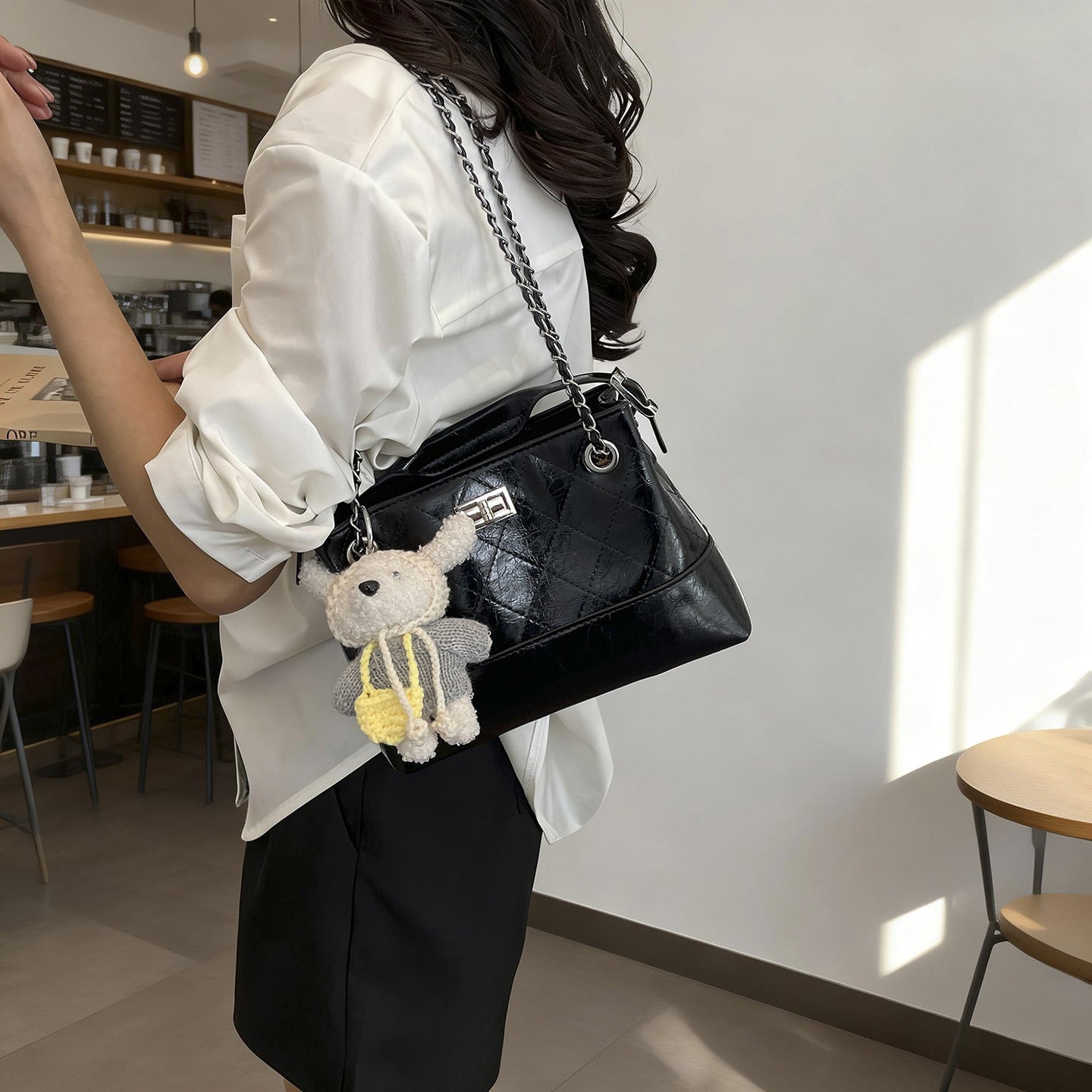 Women's High-grade Rhombus Chain Fashionable Fashion Commuter Bucket Bags