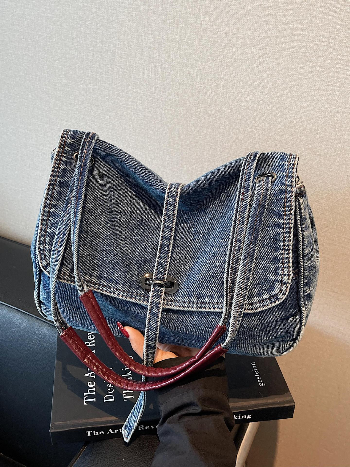 Women's Retro Denim Large Capacity Leisure Commute Tote Bag