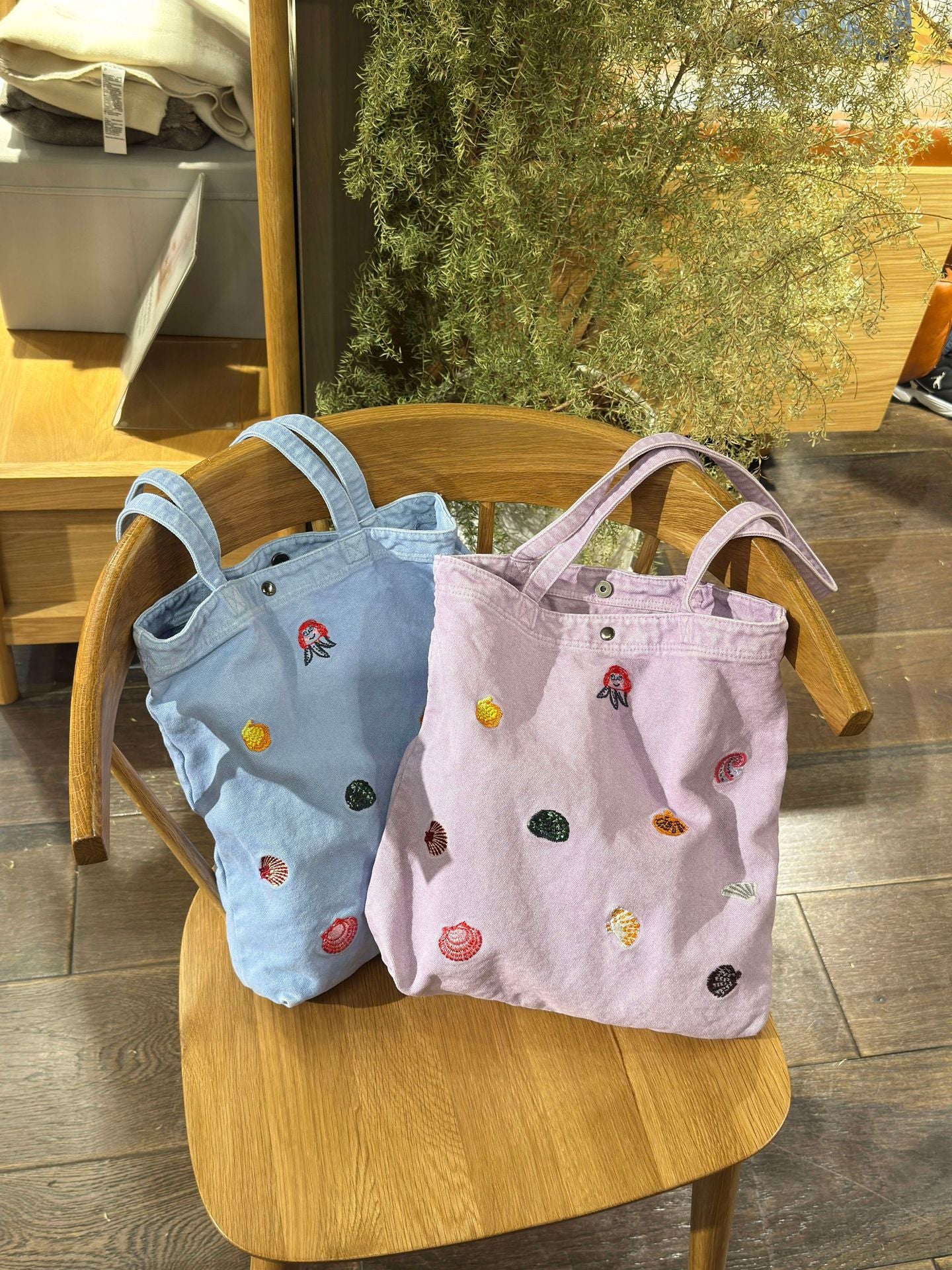 Korean Washed-out Denim Cute Embroidered Puppy Large Capacity Tote Bag