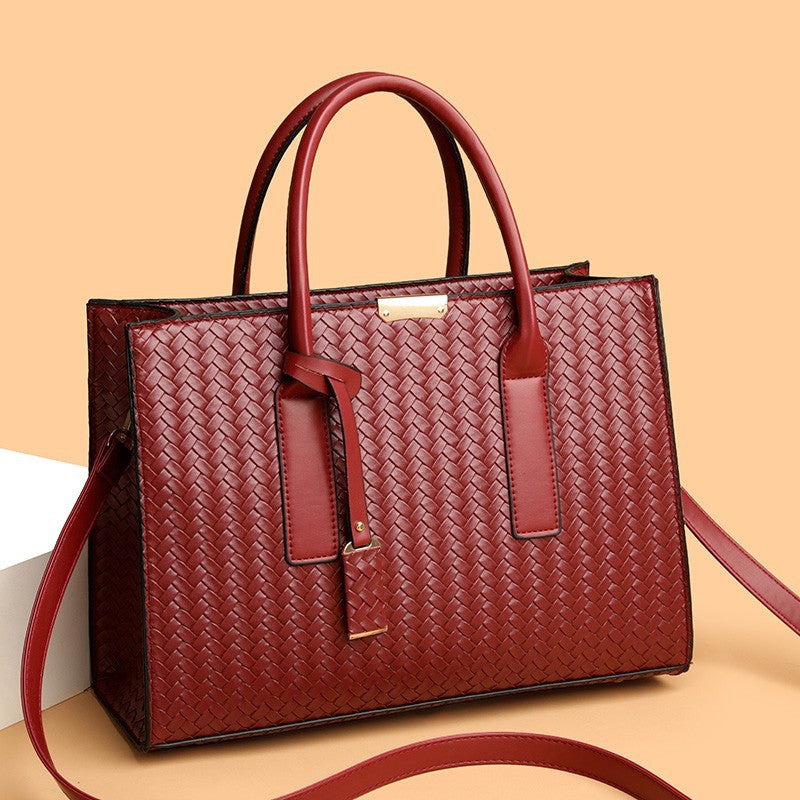 Women's Fashionable Simple Large Capacity Temperament Wild Women's Messenger Bag
