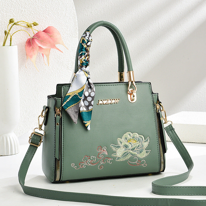 Women's Chinese Style Embroidery Mother's Large Capacity Women's Handbag