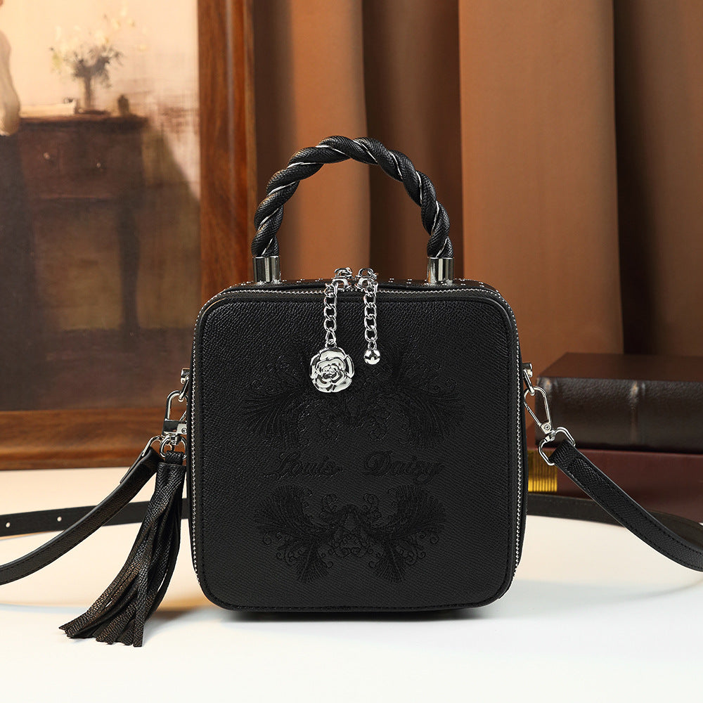 Women's Wild Berry Mesh Embroidered Portable High-grade Small Square Bags
