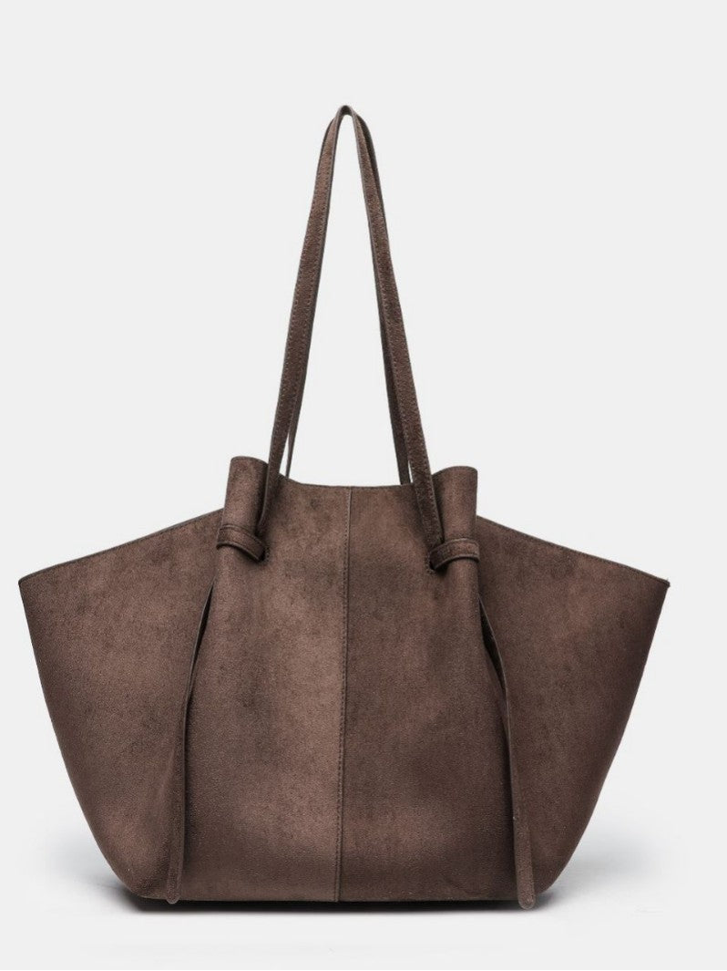Retro Wings Style Suede Large Capacity Commuter Women's Shoulder Bag