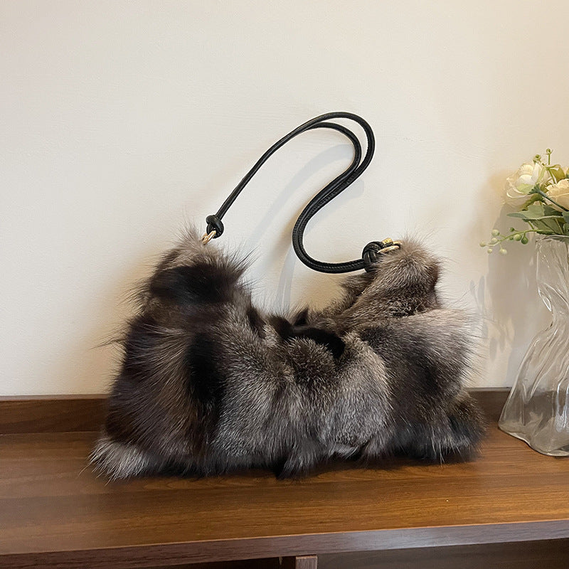 Women's Light Luxury Minority Plush Underarm Fashion Elegant Stitching Long Veet Women's Shoulder Bag