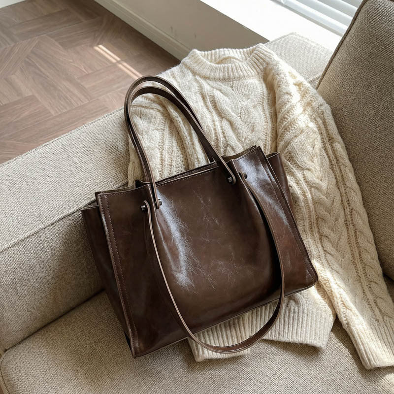 Women's Retro Simple Fashion Large Capacity Women's Shoulder Bag