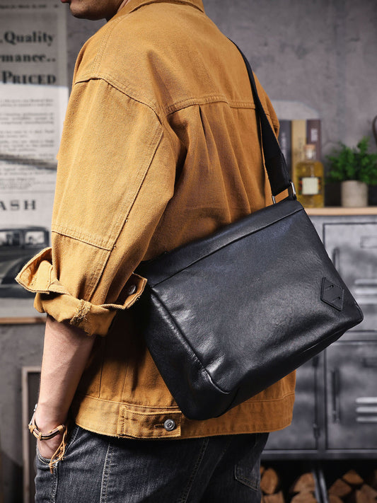 Men's Genuine Leather Commuter Handmade First Layer Cowhide Men's Messenger Bag