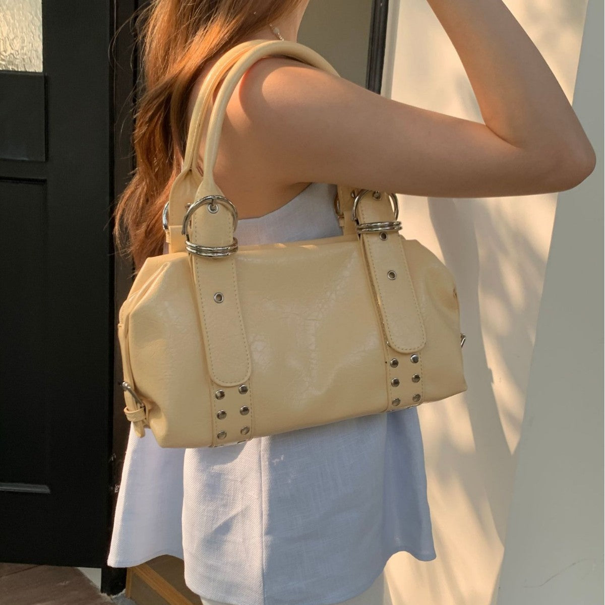 Women's Fashion Rivet Bowling High-grade Retro Women's Handbag