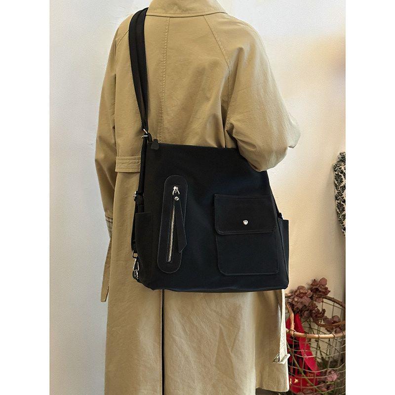 Women's Large Capacity Retro Easy Matching Leisure Tote Bag