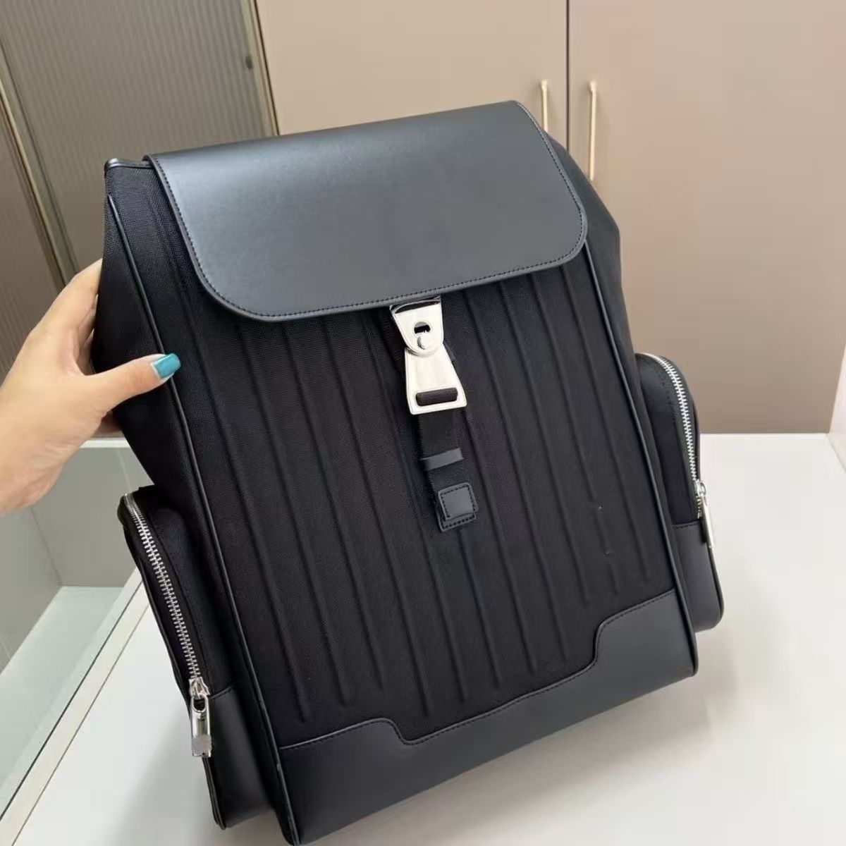 Real Leather Canvas Commuter Nylon Version Leisure Backpack