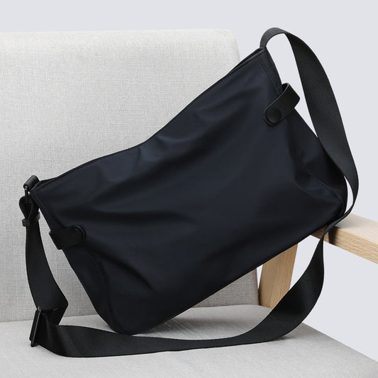 Graceful Casual Men's Simple Large Capacity Men's Messenger Bag
