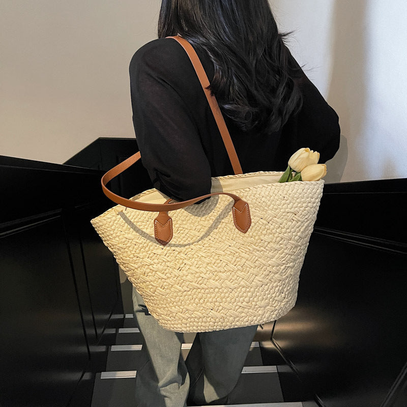 Women's Beach Holiday Popular Woven Large Capacity Totes Commuting Shoulder Bags