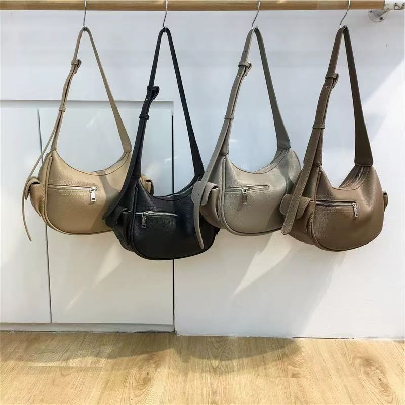 Women's Korean Niche Design Underarm Simple Style Fashion Selenodont Large Women's Shoulder Bag