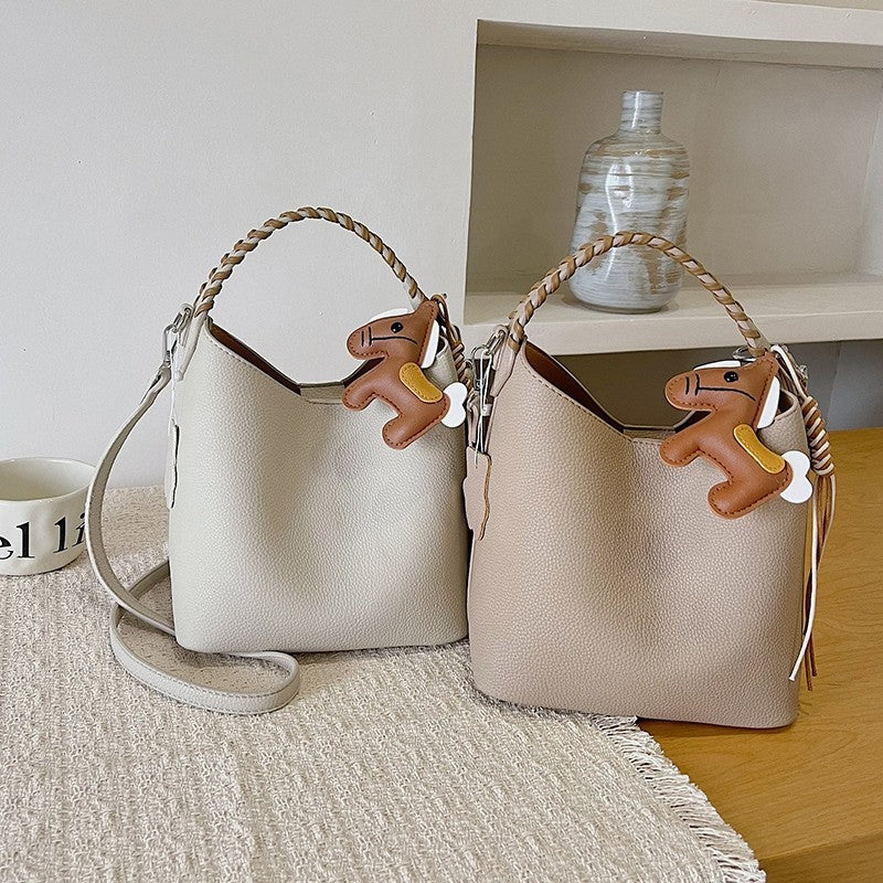 Women's Korean Style Urban Simple Large Capacity Textured Bucket Bags