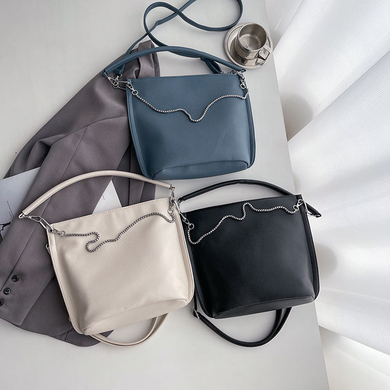 Women's Underarm Large Capacity Fashion High-grade Chain Women's Shoulder Bag