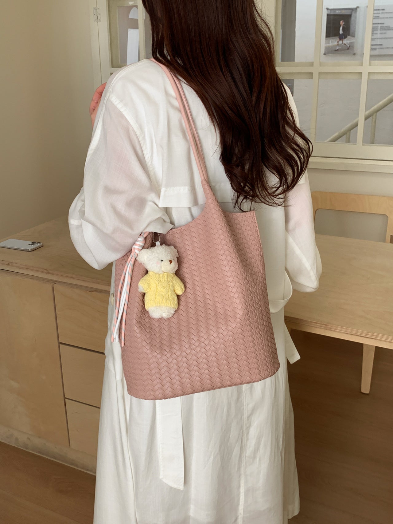 Women's Retro Mori Style Woven Fashion High Sense Large Tote Bag