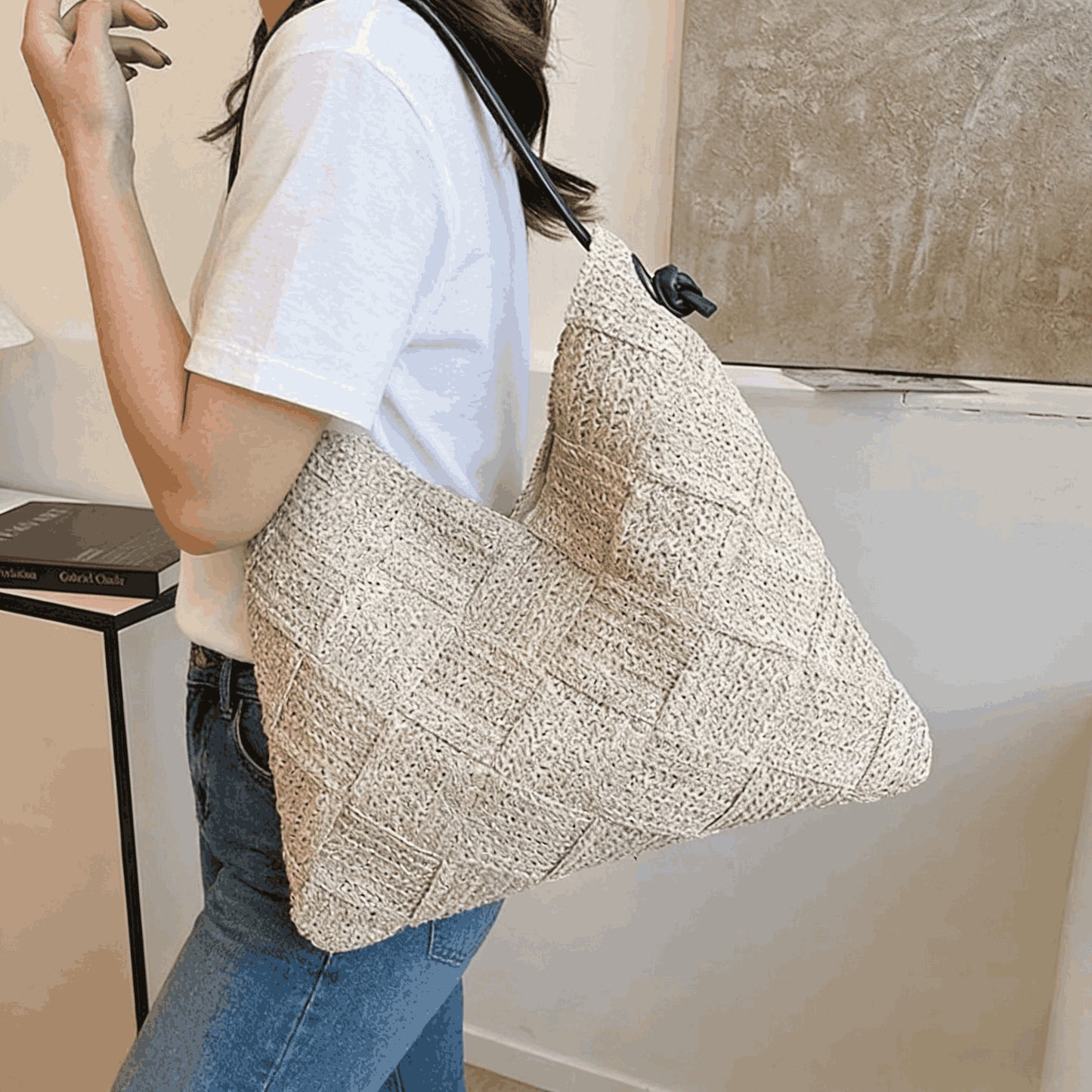 Women's Woven Idle Style Portable Seaside Vacation Bags