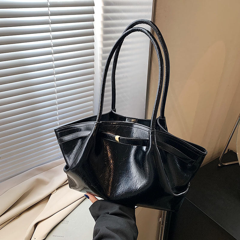 Women's Large Capacity Niche Underarm Pleated Commuter Tote Bag