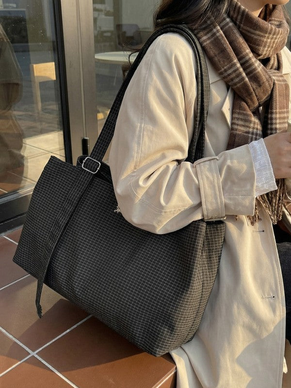 Women's Korean Fashion Striped Large Capacity Commuter Women's Messenger Bag