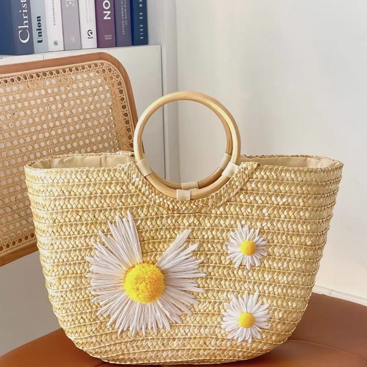 Women's Style Little Daisy Straw Wooden Woven Bags