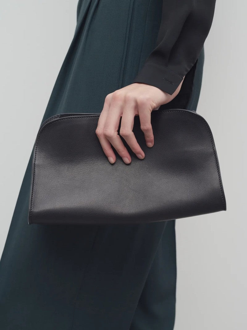 Women's Fashionable Soft Milk Drinking Calfskin Underarm Women's Messenger Bag