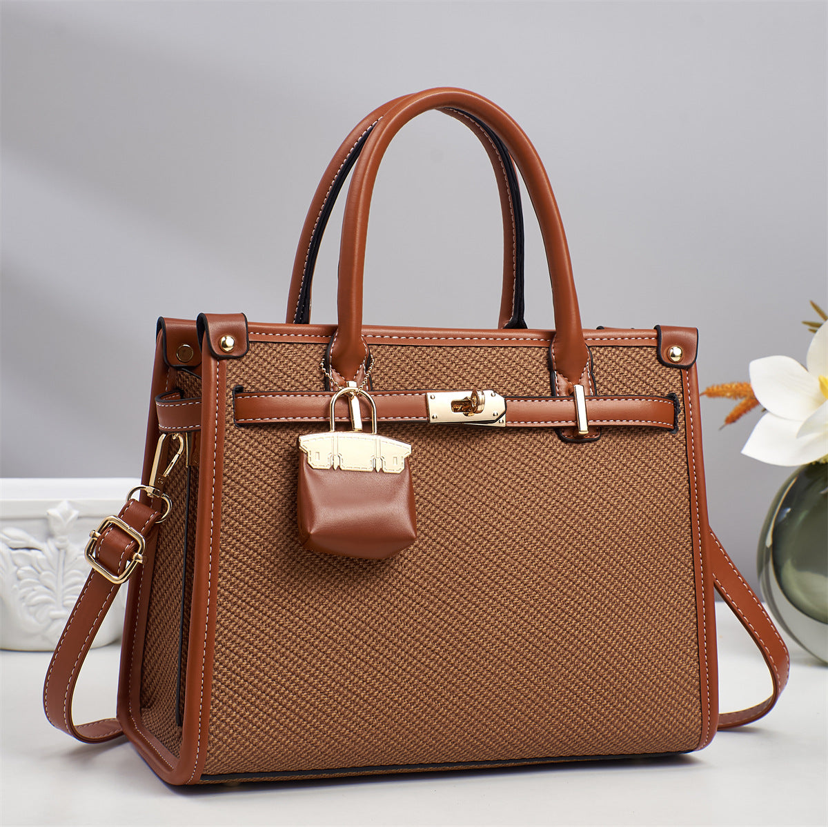 Women's Color Matching Cloth Pattern Shaping Large Capacity Texture Western Style Bags